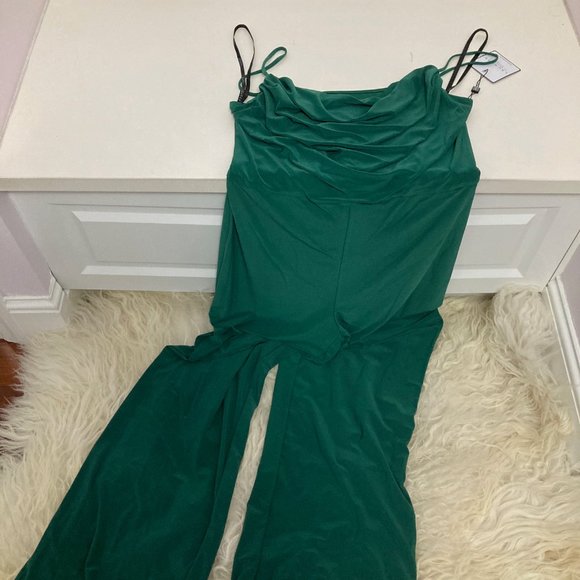 LAUNDRY BY SHELLI SEGAL Cowl Neck Jumpsuit - Picture 5 of 12